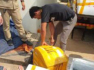 អាជ្ញាធរខេត្តកំពត ចាប់ឃាត់រថយន្ត ២គ្រឿង ដឹកគ្រឿងសមុទ្រ ១២តោន បង្គប់បង្គារ មានសារធាតុគីមី