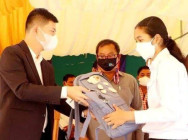 រដ្ឋបាលខេត្តកំពង់ឆ្នាំង រៀបចំពិធី បើកបវេសនកាល ឆ្នាំសិក្សាថ្មី ២០២១-២០២២ នៅវិទ្យាល័យ ប៊ុន រ៉ានី ហ៊ុន សែន រលាប្អៀរ