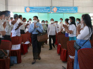 លោកជំទាវ លំ គន្ឋារី ជំរុញឱ្យ មន្ត្រីគណបក្ស ខិតខំពង្រឹងចាត់តាំង ដល់ថ្នាក់មូលដ្ឋាន ដើម្បីអនុវត្ត កម្មវិធី គោលនយោបាយ របស់បក្ស