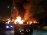 សូមប្រយ័ត្ន អគ្គីភ័យ ឆាប់ឆេះផ្ទះអស់៨ខ្នង ឆេះរថយន្ត៨គ្រឿង និងម៉ូតូ៣គ្រឿង ក្នុងក្រុងព្រះស៊ីហនុ 