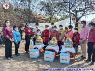 កាកបាទក្រហមកម្ពុជា ស្រុកសំពៅលូន ចូលរួមសោកស្តាយ ក្រោយអគ្គិភ័យលេបត្របាក់ផ្ទះបីខ្នង