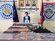 សមត្ថកិច្ច ចុះបង្ក្រាប អ្នកប្រើប្រាស់ និងទីតាំង លក់បារីអេទ្បិចត្រូនិក ឃាត់ខ្លួនជាង៣០នាក់ យកមកអប់រំ