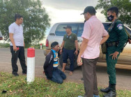 នគរបាលក្រុងក្រចេះ ចាប់ឃាត់ខ្លួនជនសង្ស័យ មុខសញ្ញារចោរលួចម៉ូតូ