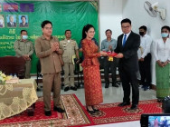 លោកជំទាវ មិថុនា ភូថង អភិបាល នៃគណៈអភិបាលខេត្តកោះកុង អញ្ជើញជាអធិបតីភាព ក្នុងការប្រកាសតែងតាំង លោក ក្រូច បូរីសីហា ជាអភិបាលស្រុកថ្មី ស្រុកបុទុមសាគរ 