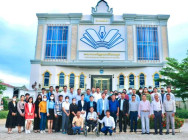 ឯកឧត្ដម ហ៊ុយ វណ្ណៈ ប្រធានសហភាពសហព័ន្ធអ្នកសារព័ត៌មានកម្ពុជា ជួបសំណេះសំណាលជាមួយ សិក្ខាកាមចំនួន ៤៧នាក់  ស្ដីពី«ឱកាសហាត់ការឯកទេសព័ត៌មាន»