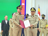 ឯកឧត្តម នាយឧត្តមសេនីយ៍សន្តិបណ្ឌិត នេត សាវឿន អញ្ជើញជាអធិបតី ពិធីប្រកាសតែងតាំង ស្នងការថ្មី នៃស្នងការដ្ឋាននគរបាល ខេត្តព្រៃវែង