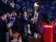 សម្ដេចតេជោ ហ៊ុន សែន និងសម្ដេចកិត្តិព្រឹទ្ធបណ្ឌិត អញ្ជើញបើកព្រឹត្តិការណ៍ អាស៊ានប៉ារ៉ាហ្គេម លើកទី១២