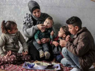 សង្គ្រាមនៅតែ បន្តតានតឹង ខណប្រជាជនហ្គាហ្សា រាប់សែននាក់ កំពុងដាច់ពោះ