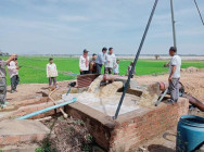 ស្រែប្រាំងប្រជាកសិករ ក្នុងឃុំគោកបន្ទាយ ប្រមាណ៣៨០ហិកតា ត្រូវបានជួយសង្គ្រោះ