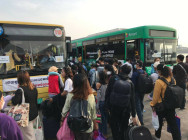 កម្មករ កម្មការិនី និង ប្រជាពលរដ្ឋ ប្រមាណជាង ៨ម៉ឺននាក់ ជិះរថយន្តក្រុងឥតគិតថ្លៃ ចេញទៅស្រុក និងត្រឡប់មកវិញ រយៈពេល ០៦ថ្ងៃ