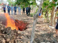 រថយន្តដឹកសាច់បង្កកចំរុះ ជាង១តោន មានសាធាតុគីមី ត្រូវបានសមត្ថកិច្ចចុះបង្ក្រាប