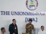 សហព័ន្ធប្រព័ន្ធផ្សព្វផ្សាយអាស៊ាន(UMA) ជួបប្រជុំពិនិត្យ ការបណ្តុះបណ្តាលវិជ្ជាជីវ: ក្រមសីលធម៏អ្នកសាព័ត៌មាន និងការបណ្តុះបណ្តាលជំនាញថ្មីគឺ បញ្ញាសិប្បនិម្មិត (artificial intelligence) ឬហៅថា AI