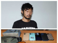 ជនសង្ស័យជនជាតិថៃម្នាក់ ត្រូវបានឣាវុធហត្ថខេត្ត បញ្ជូនទៅសាលាដំបូងខេត្ត ឣនុវត្តតាមនីតិវិធី ពាក់ព័ន្ធករណីជួញដូរ និងប្រើប្រាស់ នូវសារធាតុញៀន