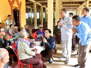 លោកមុយ មុនិន្ទ កោតសរសើរដល់ អាជ្ញាធរឃុំព្រះដំរី ដែលយកចិត្តទុកដាក់ដល់ ពលករដែលធ្វើមាតុភូមិនិវត្តន៍ និងជនភៀសសឹក