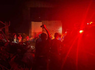 កម្លាំងនគរបាល នាំយករថយន្តដឹកទឹក០៩គ្រឿង ចុះជួយពន្លត់ ករណីអគ្គីភ័យឆេះ ឃ្លាំងអេតចាយ របស់ប្រជាពលរដ្ឋ១កន្លែង នៅក្រុងប៉ោយប៉ែត