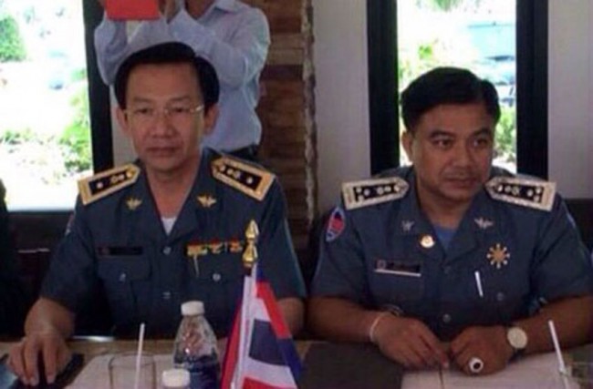 លោក​​ រ៉ិច​​ គង់​ ​មេ​​គយ​​ច្រក​​ព្រំ​​ រង​ការ​រិះគ​ន់​ បើក​​ភ្លើង​ខៀវ​ ​ឲ្យ​ឈ្មួ​ញ​​នាំ​​ចូល​​​ទំ​​និញ​​ ​បង់​ពន្ធ​​មិន​​គ្រប់​​​