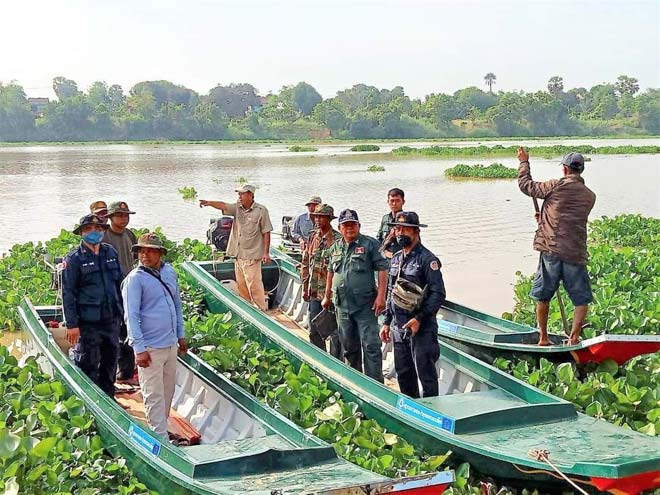 កម្លាំ​ង​កង​រា​ជ​អា​​វុធ​ហ​ត្ថ ​ស​ហការ​ណ៍​ប​ង្រ្កា​ប ​​ប​​​ទ​​​ល្មើ​​​ស​នេ​សា​ទ​ ចំ​នួ​ន​​០​៣​គោ​ល​ដៅ ​ ​នៅ​ស្រុ​ក​ជ​ល​គិ​រី​ ​ ​ស្រុ​ក​កំ​ព​ង់​លែ​ង​ ​ ​និ​​ង​ស្រុ​ក​កំ​ព​ង់​ត្រ​ឡា​ច​