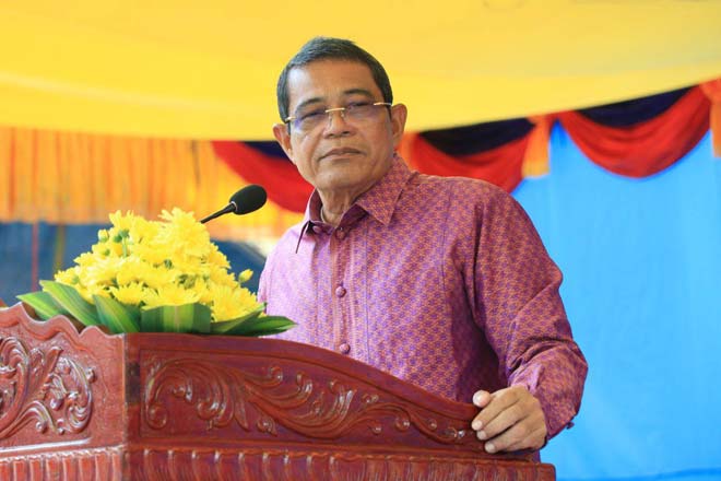 ឯកឧ​ត្ត​ម​ ​ ​ឧ​ប​នា​យ​ក​រ​ដ្ឋ​ម​ន្រ្តី​ ​ ​កែ​ ​ ​​គឹ​ម​យ៉ា​ន ​ ​ស​ម្ពោ​​ធ​ឆ្ល​ង ​សា​លា​ធម្ម​ស​​ភា​ ​ ​ផ្លូ​វ​បេ​តុ​ង​ ​ ​និ​ងស​មិ​ទ្ធ​​ផ​ល​នានា​ ​នៅ​វត្ត​​ជប់​ ខេ​ត្ត​ប​ន្ទា​យ​មា​ន​ជ័​​យ