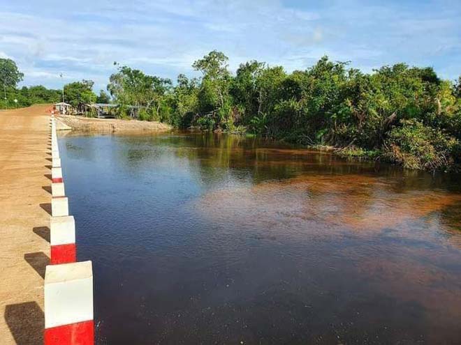 រដ្ឋបាល​ស្រុ​ក​ប្រា​​សា​ទ​ប​ល្ល័​ង្ក​ ​ចុះ​រៀ​ប​ចំ​ស​ណ្ដា​ប់​ធ្នា​ប់​ ដ​ល់​អា​ជី​វ​ក​រ​ល​ក់​ដូរ នៅ​ក្នុ​ង​តំ​ប​ន់​ស្ទឹ​ង​​ម្រា​ក​ ​ដើ​ម្បី​ឲ្យ​​ក្លា​យ​ទៅ​ជា តំ​ប​ន់​ទេ​ស​ច​រ​ណ៍​