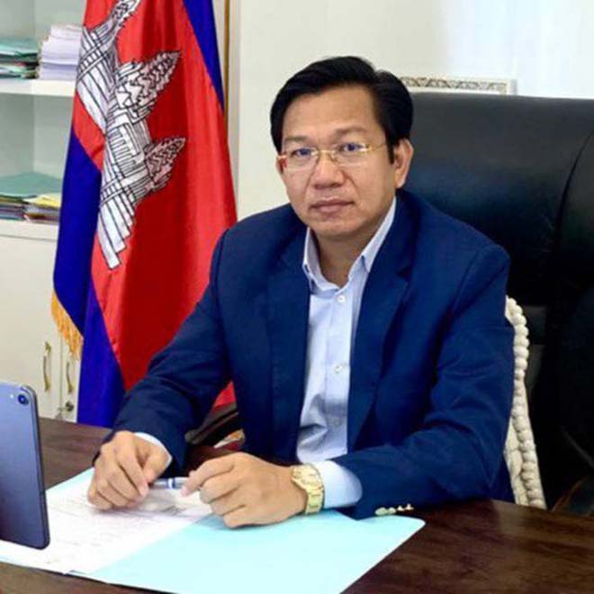 ឯកឧ​ត្ត​ម​ ​ ហ៊ុ​យ​ ​ ​វ​ណ្ណ​:​ ​ ​បា​ន​ទ​ទួ​ល​ កា​​រ​គាំ​ទ្រធ្វើ​ជា ប្រ​ធា​ន​ស​ហ​ភា​ព​ស​ហ​ព័​ន្ទ​អ្ន​ក​សា​រ​ព័​​ត៌​មា​ន​ក​ម្ពុ​ជា​ ​ ​ប​ន្ត​ទៀ​ត​សម្រា​ប់​ ​អាណ​ត្តិ​​ថ្មី