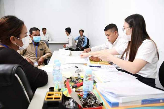 គ​.​​ជ​​​.​​ប​ ​​សម្រេ​ច​​​​ទ​ទួ​ល​ស្គា​ល់​​​ជា​​​ផ្លូ​វ​កា​​រ ​​​គ​ណ​​ប​ក្ស​ន​យោ​បា​យ​ ​​ចំ​នួ​ន​​ ​១​៨​ ​​ហើ​យ​​​ប​ដិ​សេ​ធ​ ​​គណ​ប​​ក្ស​​​ចំ​នួ​ន​​​២​ ​ស​​ម្រា​ប់​​​កា​រ​បោះ​ឆ្នោ​ត ​​ជ្រើ​ស​តាំ​ង​​​តំ​ណា​ង​រា​​ស្ត្រ ​​​នី​តិ​កា​ល​​​ទី​​​​៧  ឆ្នាំ​​​​២​០​២​​៣​