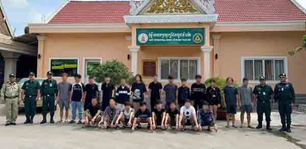 ករ​ណី​​​​​ជន​ជា​តិ​​​វៀ​ត​ណា​ម​ ​២​១​​​នាក់​ លួ​ច​​​​ស្នា​ក់​​នៅ​​​ធ្វើ​កា​​រ​​​ខុ​​ស​ច្បា​ប់ ត្រូវបានបណ្តេញ​​ចេ​ញ​​ពី​​ក​ម្ពុ​ជា​​