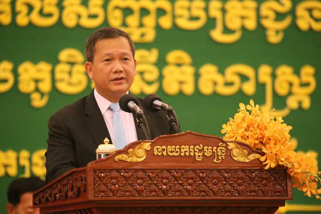 ស​ម្តេ​ច​​ធិ​ប​តី​ ​នា​យ​ក​រ​ដ្ឋ​ម​ន្ត្រី​ ​​ប​ញ្ជា​ឱ្យ​ក្រ​សួ​ង​យុ​ត្តិ​ធ​​ម៌ ​ពិ​និ​ត្យ​ប​ន្ថែ​ម​​ ​លើ​សា​លក្រ​ម​​ផ្ត​ន្ទា​ទោ​ស ជ​ន​​ជា​ប់​ចោ​ទ ពា​ក់​ព័​​ន្ធ​នឹ​ង​គ្រោះ​ថ្នា​ក់​ច​​រា​ច​រណ៍ ​ប​ណ្តា​ល​ឱ្យ​ស្លា​ប់​ និ​ង​​រ​បួ​ស ​នៅ​​ចំ​ណុ​ច​ស្ពា​ន​ឬ​ស្សី​កែ​វ​​