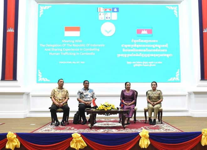 ប្រតិភូ​ន​​គ​រ​បា​ល​ឥ​ណ្ឌូ​នេ​ស៊ី​​ ​ថា​ ​ស​ន្តិ​សុ​ខ​ ​នៅ​​ប្រ​ទេ​ស​ក​ម្ពុ​ជា​ ​មា​ន​ភា​ព​​ល្អ​ប្រ​សើ​រ​